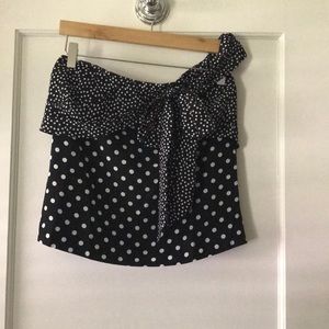 JCrew too that has one should strap